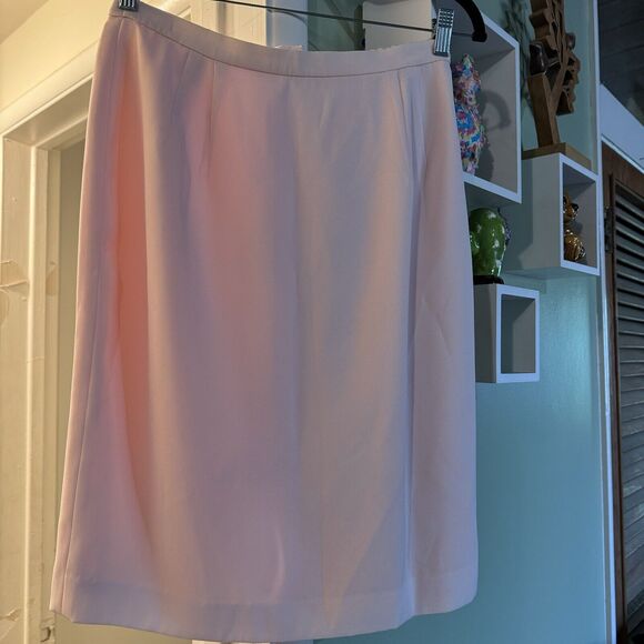 Vintage Barbie Baby Pink Rhinestone Silk Blazer and Skirt Suit Set Size 10 - Picture 8 of 12